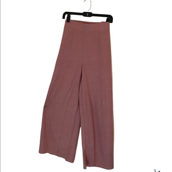 ALL WORTHY —-  Honey comb culottes in the color ash rose.  NWT - Picture 3 of 6
